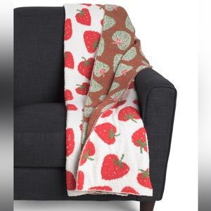 NEW Cozy Cottage reversible strawberry throw Blanket